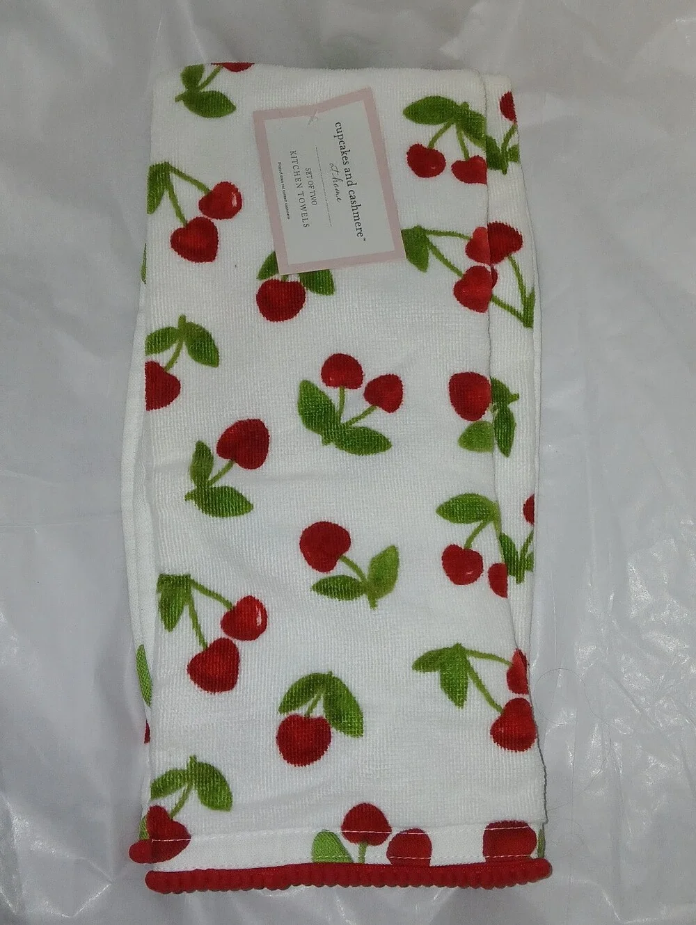 cupcakes & cashmere top rated